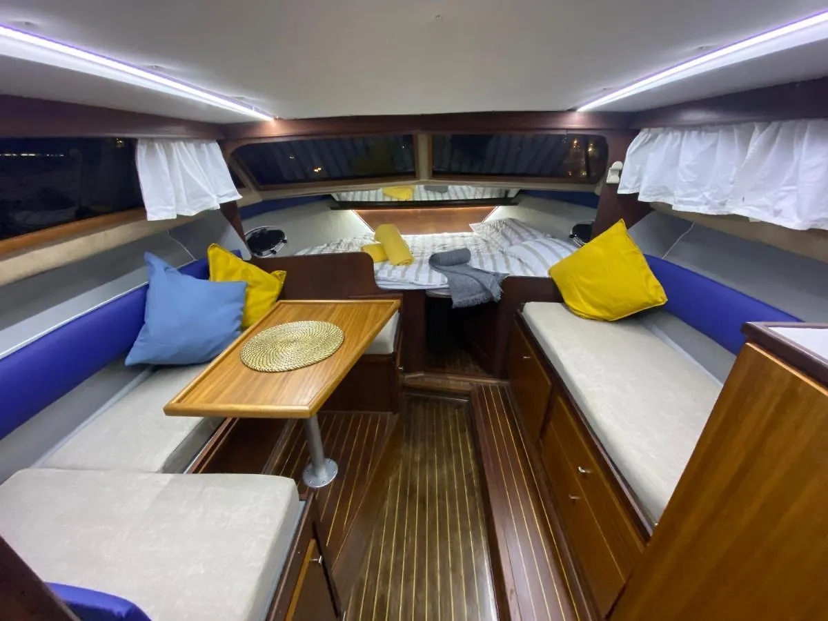 Hôtel Laura Boat à Sant Adrià de Besòs